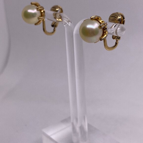 Ciner Clip On Earrings 10K Yellow Gold Pre Owned Faux Pearl Prong Set Signed - Picture 6 of 12